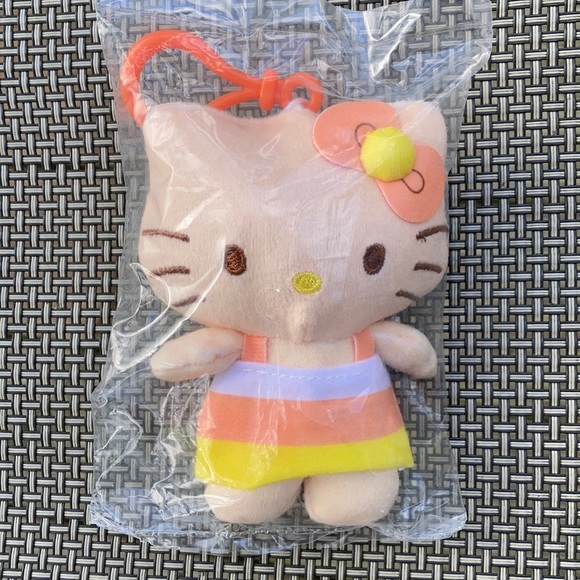 Hello Kitty Accessories Sanrio Hello Kitty Plush Keychain Nwt